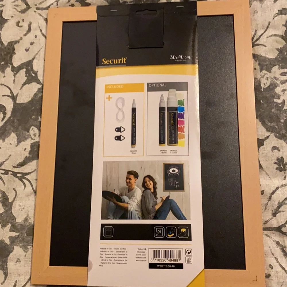 Office Organizing in style! Happy Planner 52 week notepad and Securit chalkboard